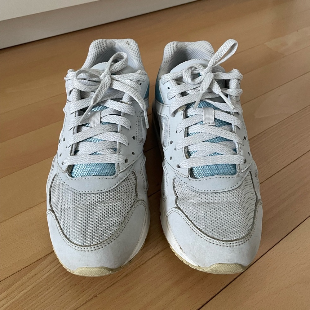 Nike Air Max Command - Picture 3 of 8